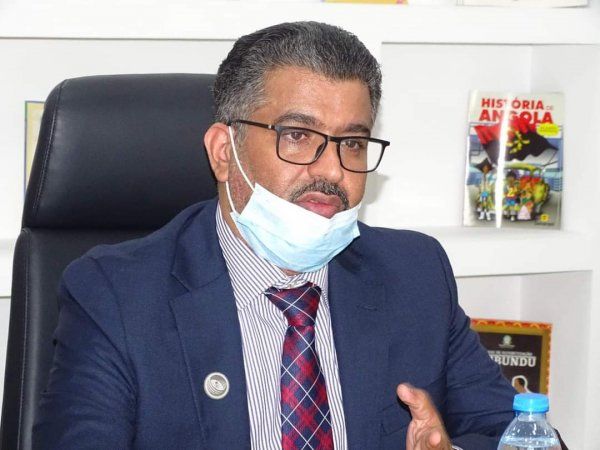<br />
<b>Notice</b>:  Undefined index: title in <b>/home/gov/public_html/portais-governo-producao/themes/portalweb/galeria-itens.php</b> on line <b>148</b><br />
