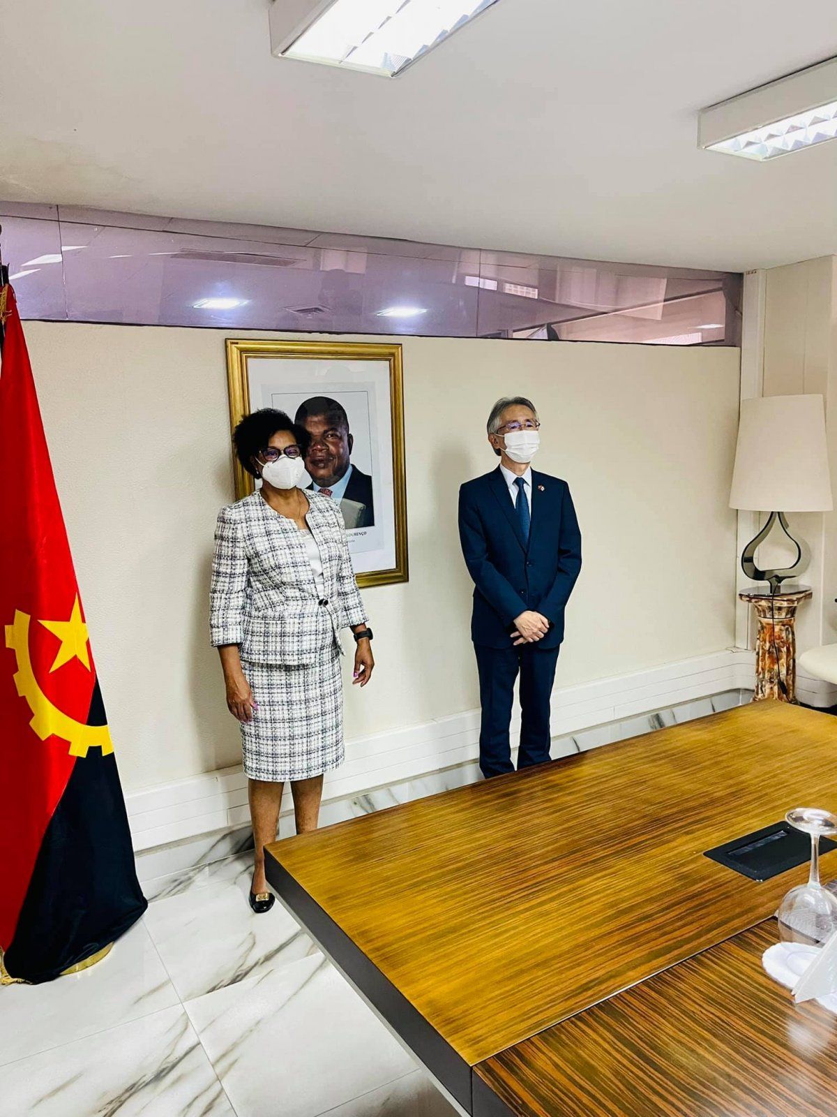 <br />
<b>Notice</b>:  Undefined index: title in <b>/home/gov/public_html/portais-governo-producao/themes/portalweb/galeria-itens.php</b> on line <b>148</b><br />

