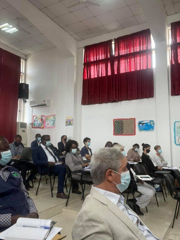 <br />
<b>Notice</b>:  Undefined index: title in <b>/home/gov/public_html/portais-governo-producao/themes/portalweb/galeria-itens.php</b> on line <b>148</b><br />

